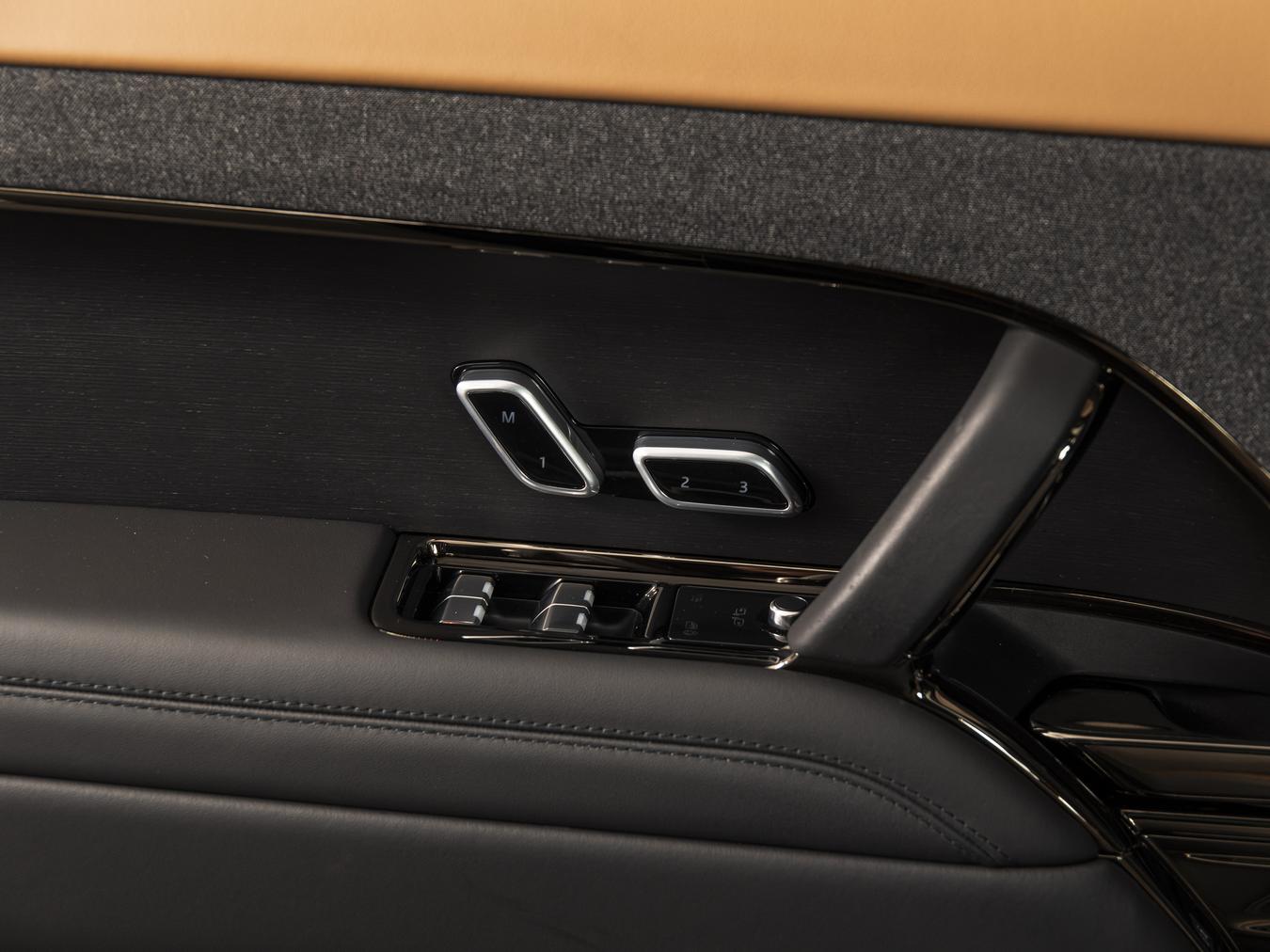 Land Rover Range Rover Sport P550e Autobiography