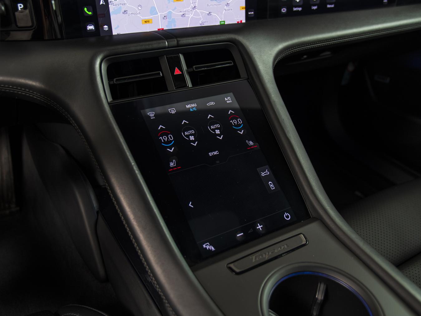 Porsche Taycan Performance 84 kWh