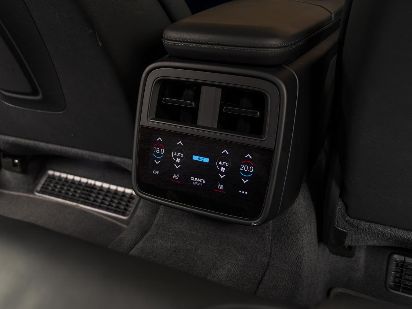 Porsche Taycan Performance 84 kWh