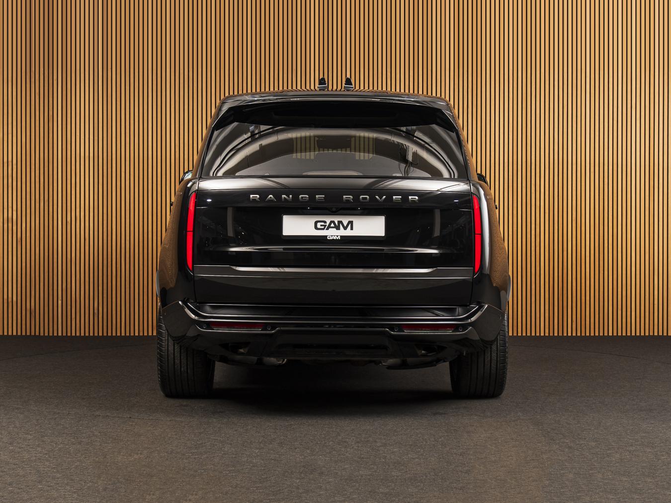 Land Rover Range Rover P550e Autobiography