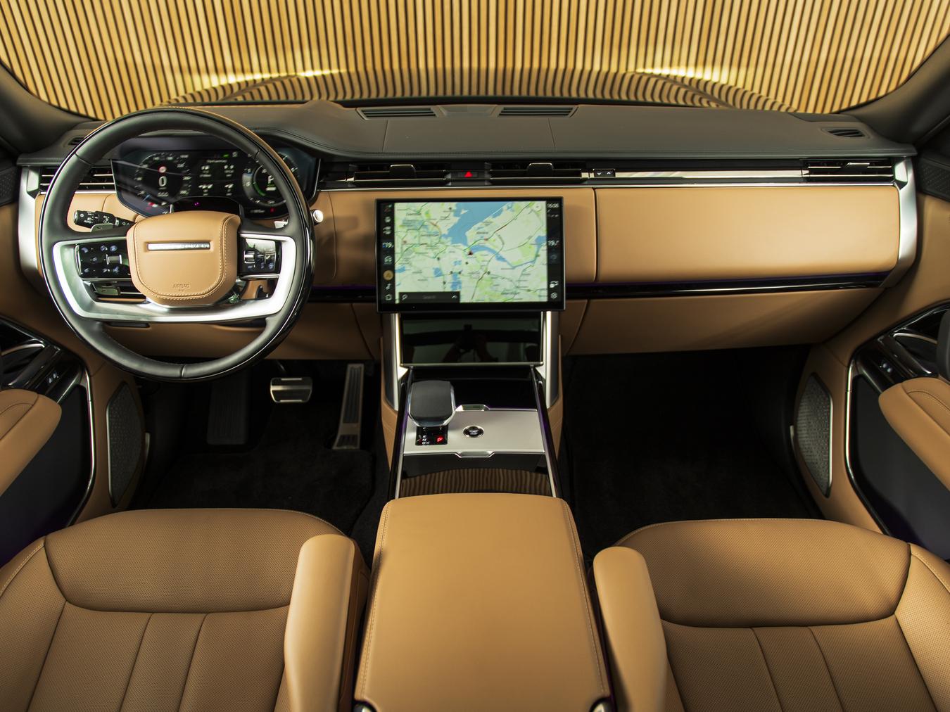 Land Rover Range Rover P550e Autobiography