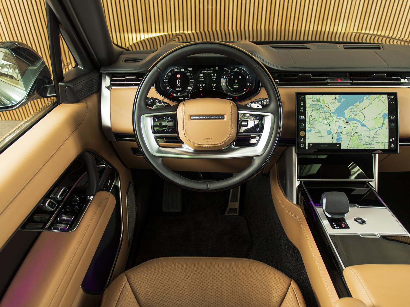 Land Rover Range Rover P550e Autobiography