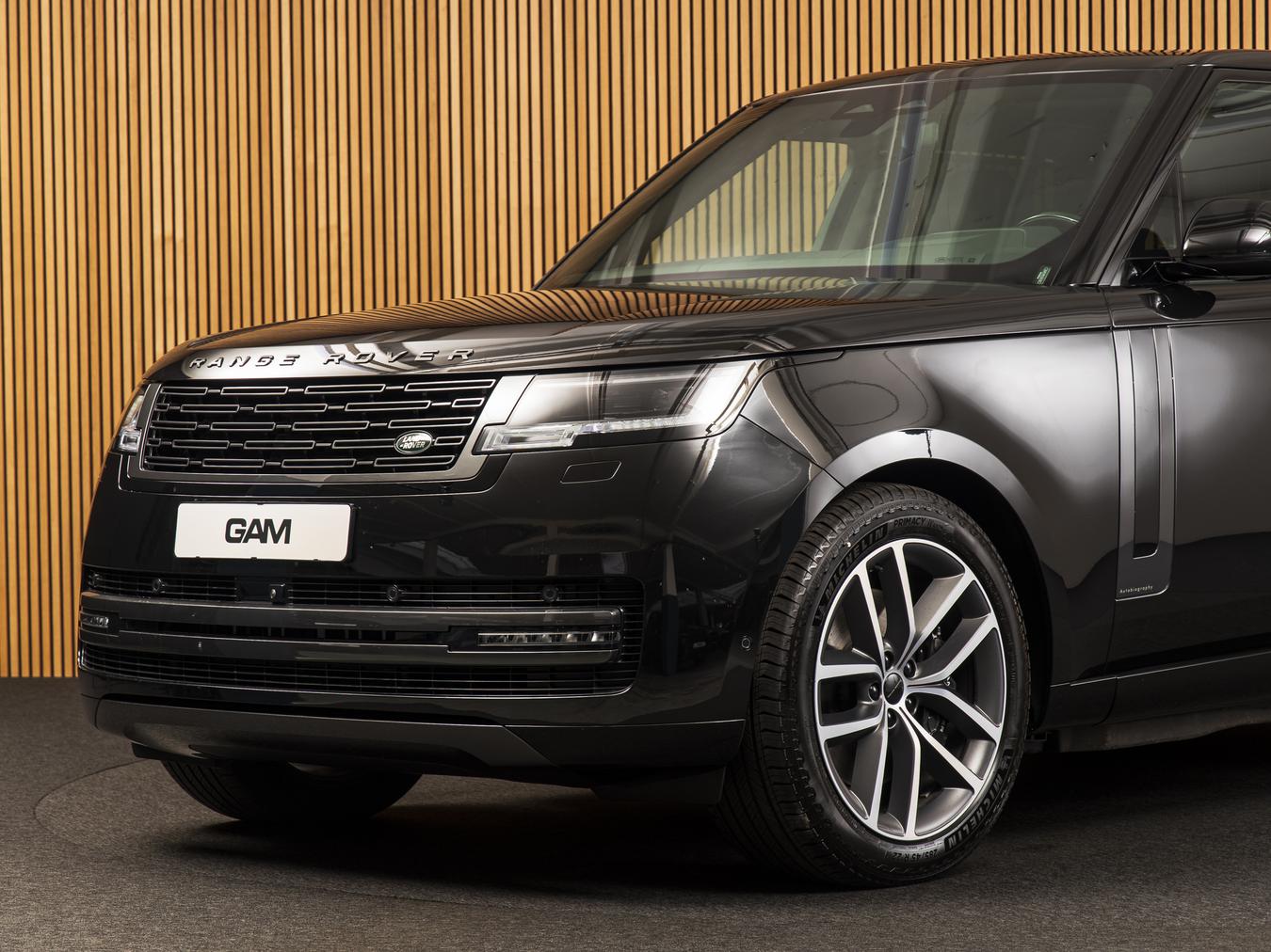 Land Rover Range Rover P550e Autobiography