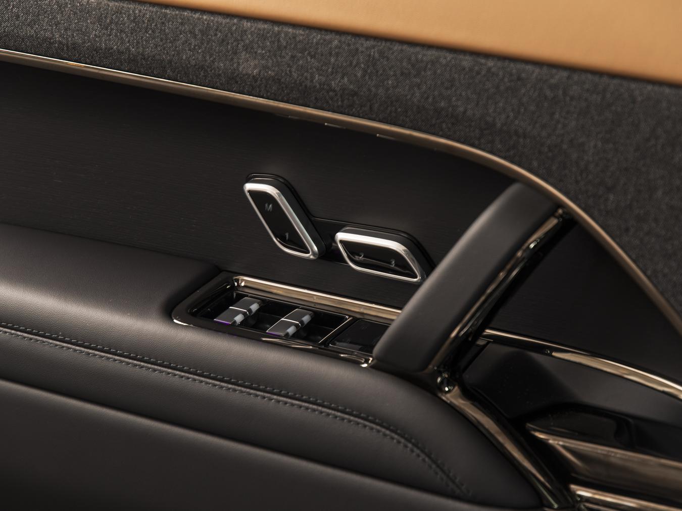 Land Rover Range Rover Sport P550e Autobiography