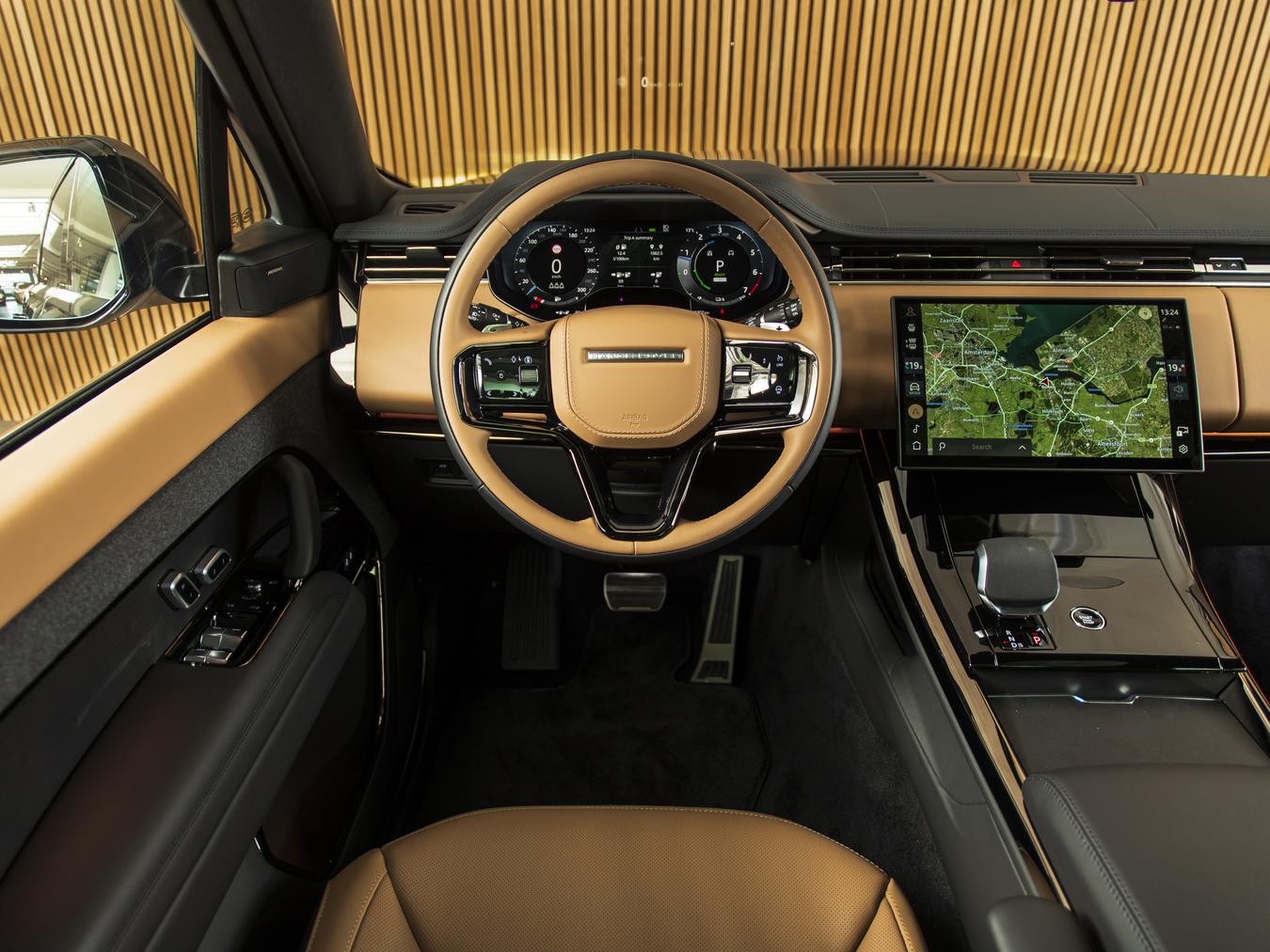 Land Rover Range Rover Sport P460e Dynamic SE