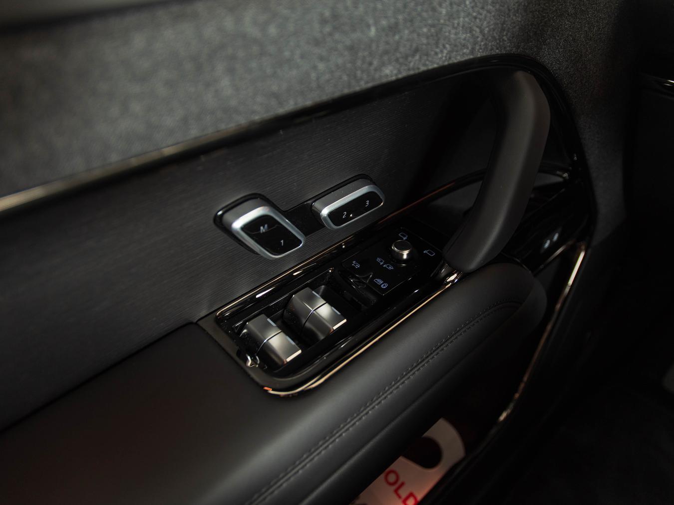 Land Rover Range Rover Sport P460e Dynamic SE