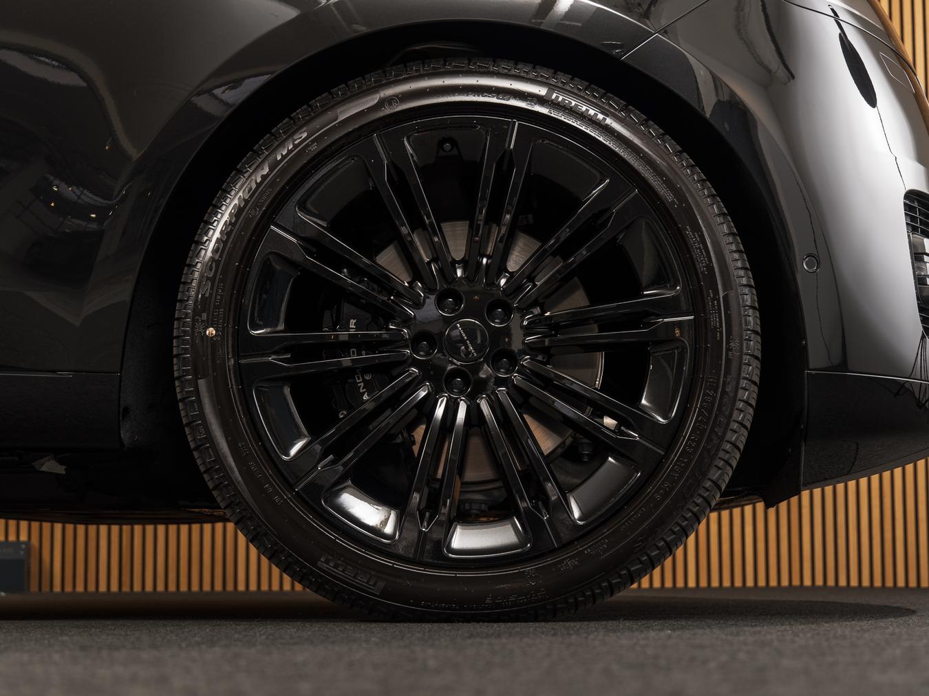 Land Rover Range Rover D350 LWB Autobiography