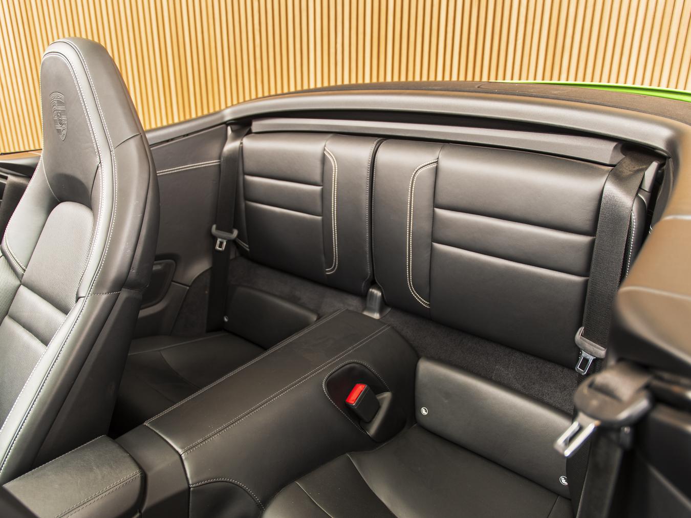 Porsche 911 Carrera 4S Cabriolet