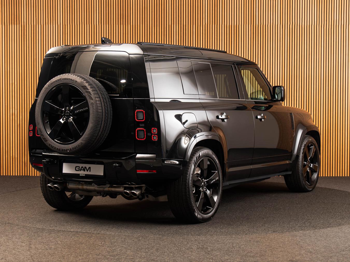 Land Rover Defender 110 P425 V8 X-Dynamic HSE