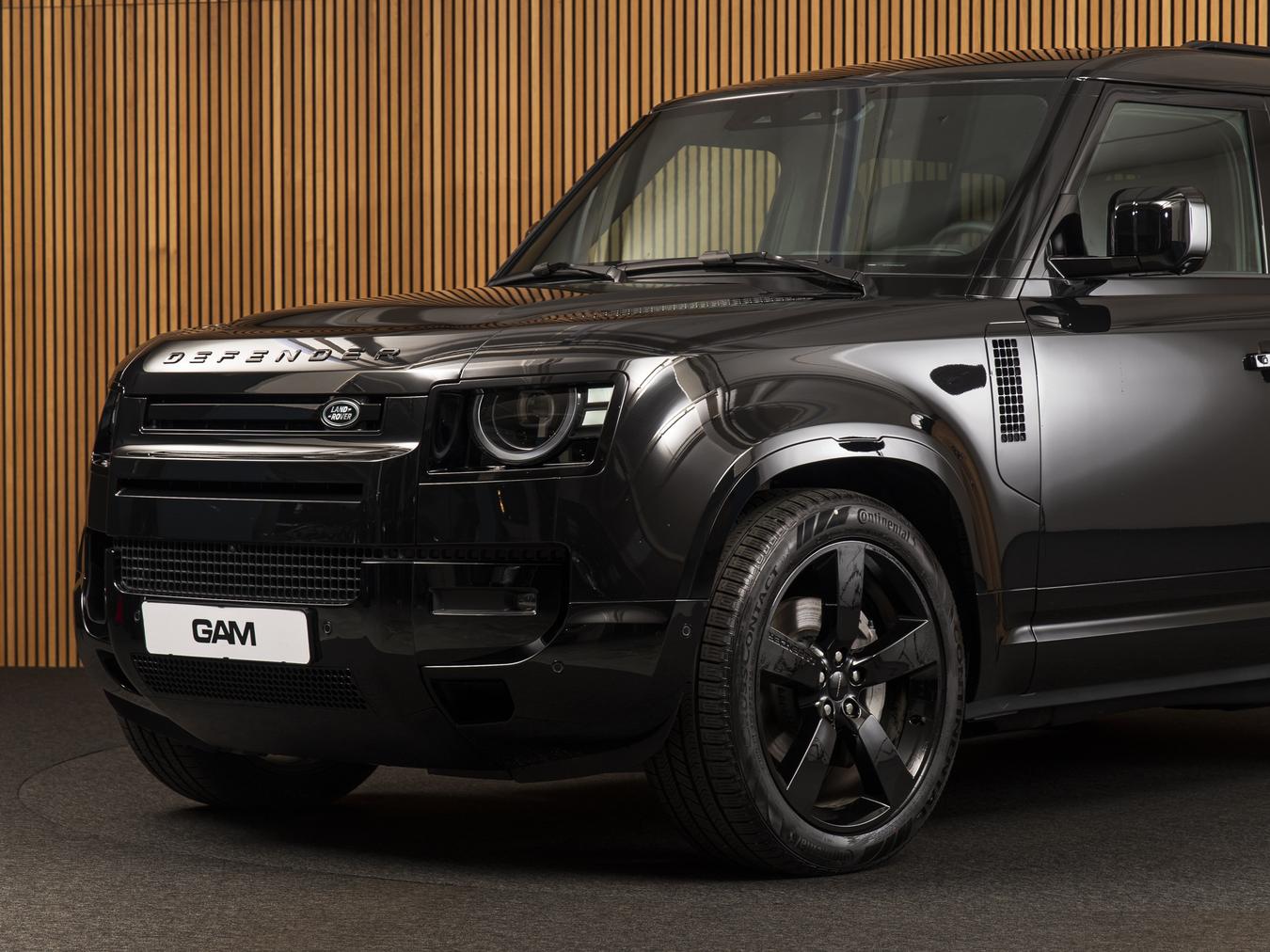 Land Rover Defender 110 D350 X-Dynamic HSE