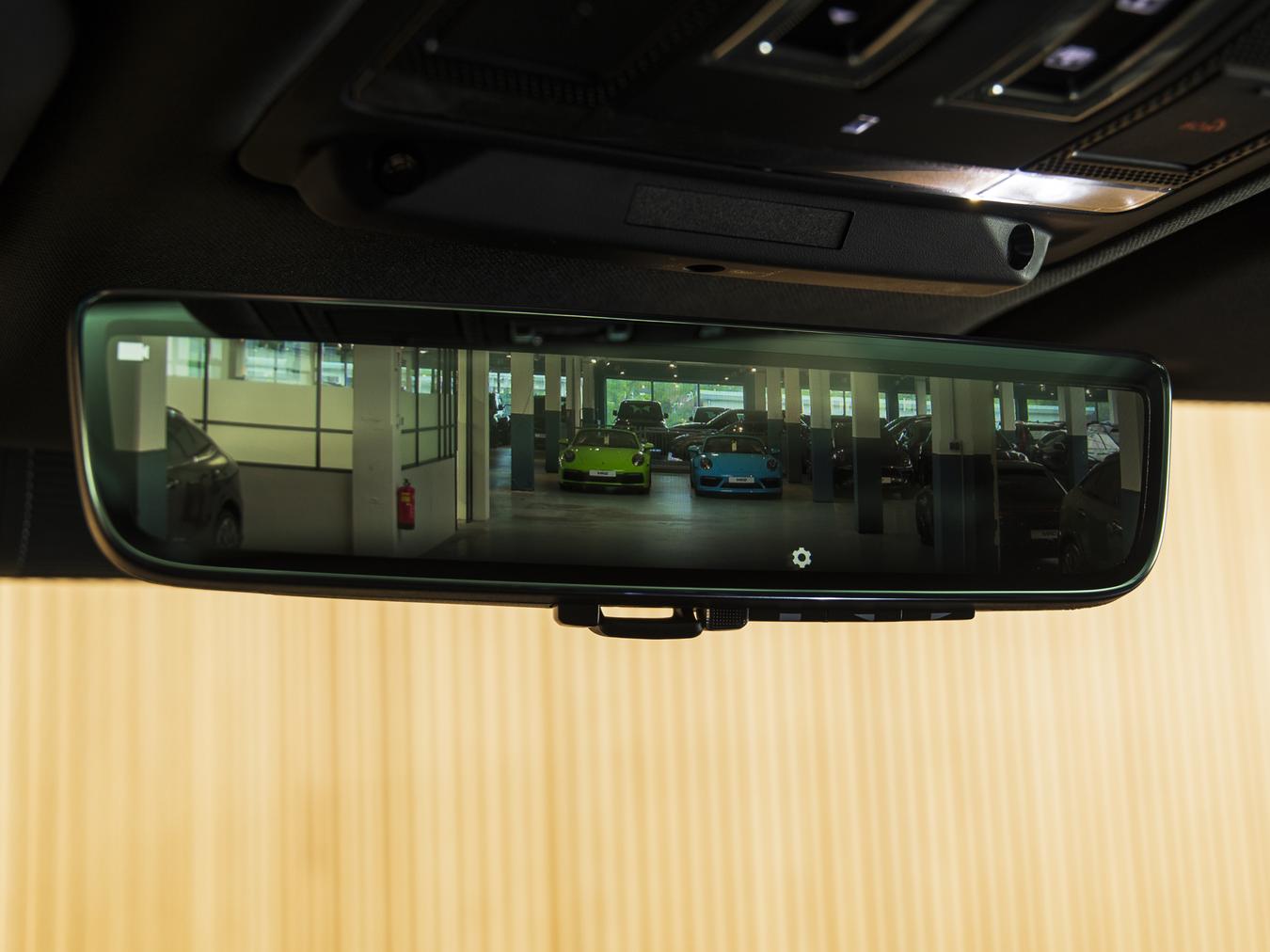 Land Rover Defender 110 D350 X-Dynamic HSE