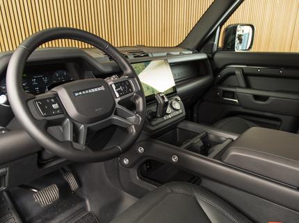 Land Rover Defender 110 D350 X-Dynamic HSE