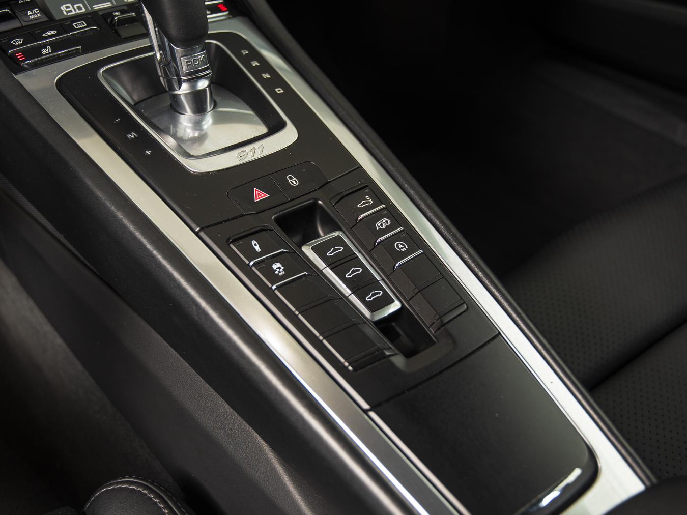 Porsche 911 Carrera 4