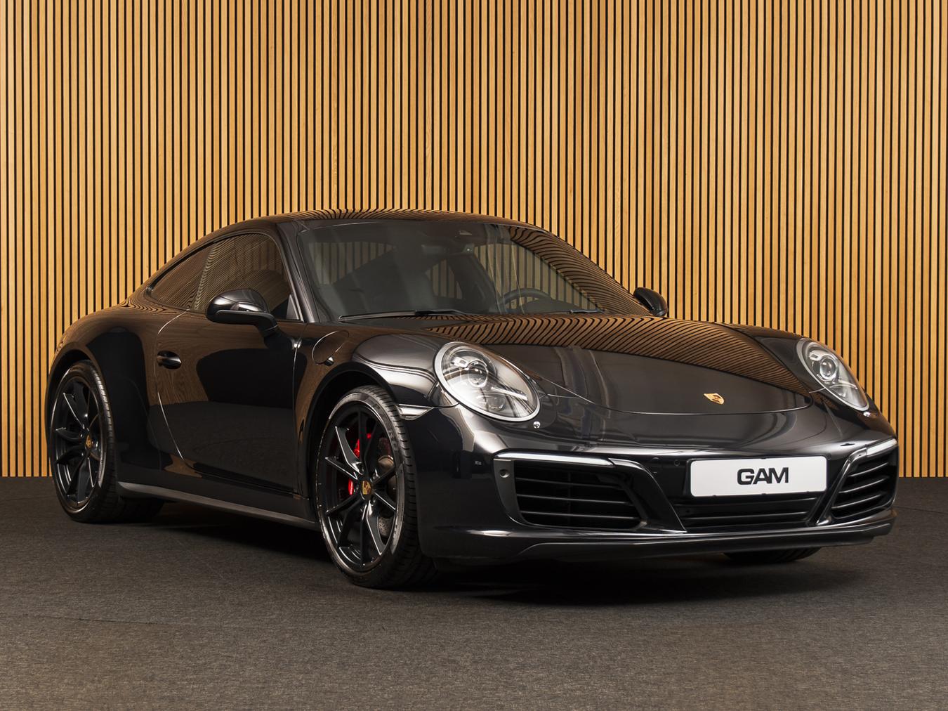 Porsche 911 Carrera 4