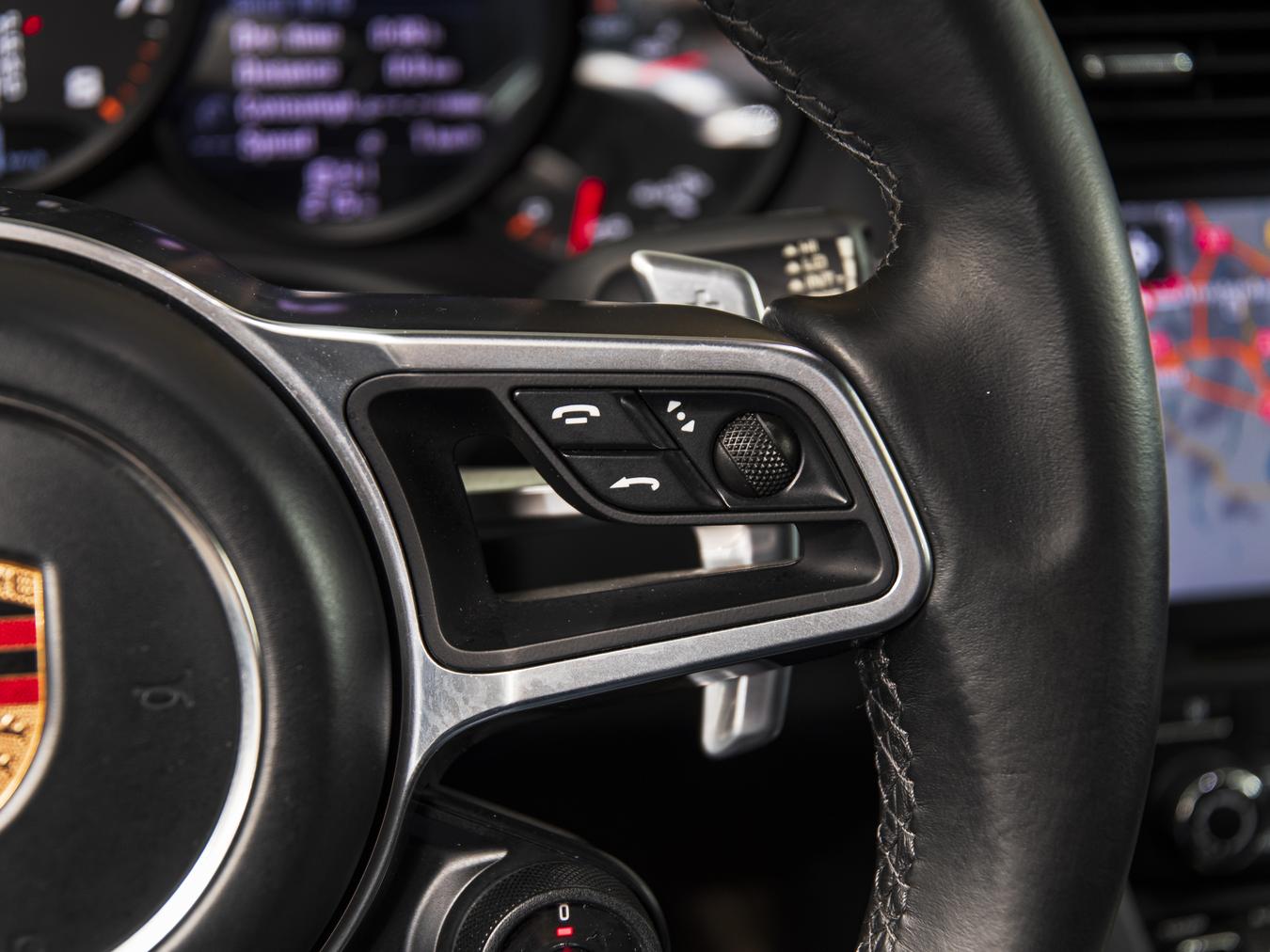 Porsche 911 Carrera 4