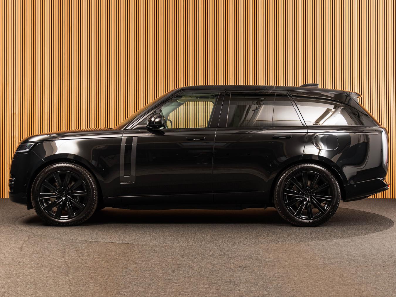 Land Rover Range Rover P550e Autobiography