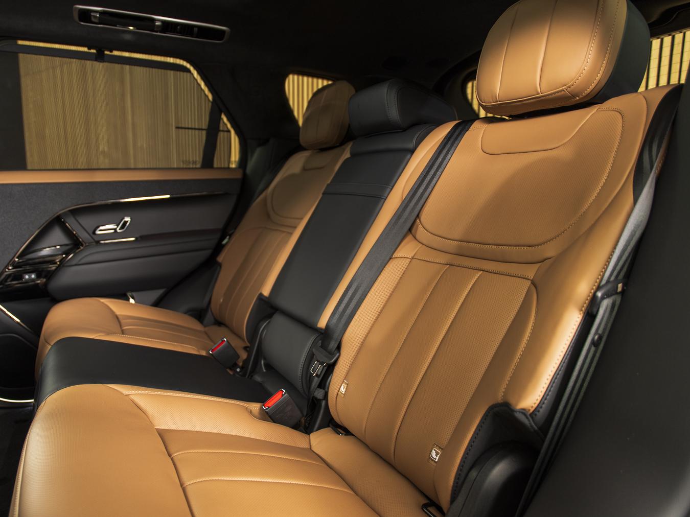 Land Rover Range Rover Sport P550e Autobiography