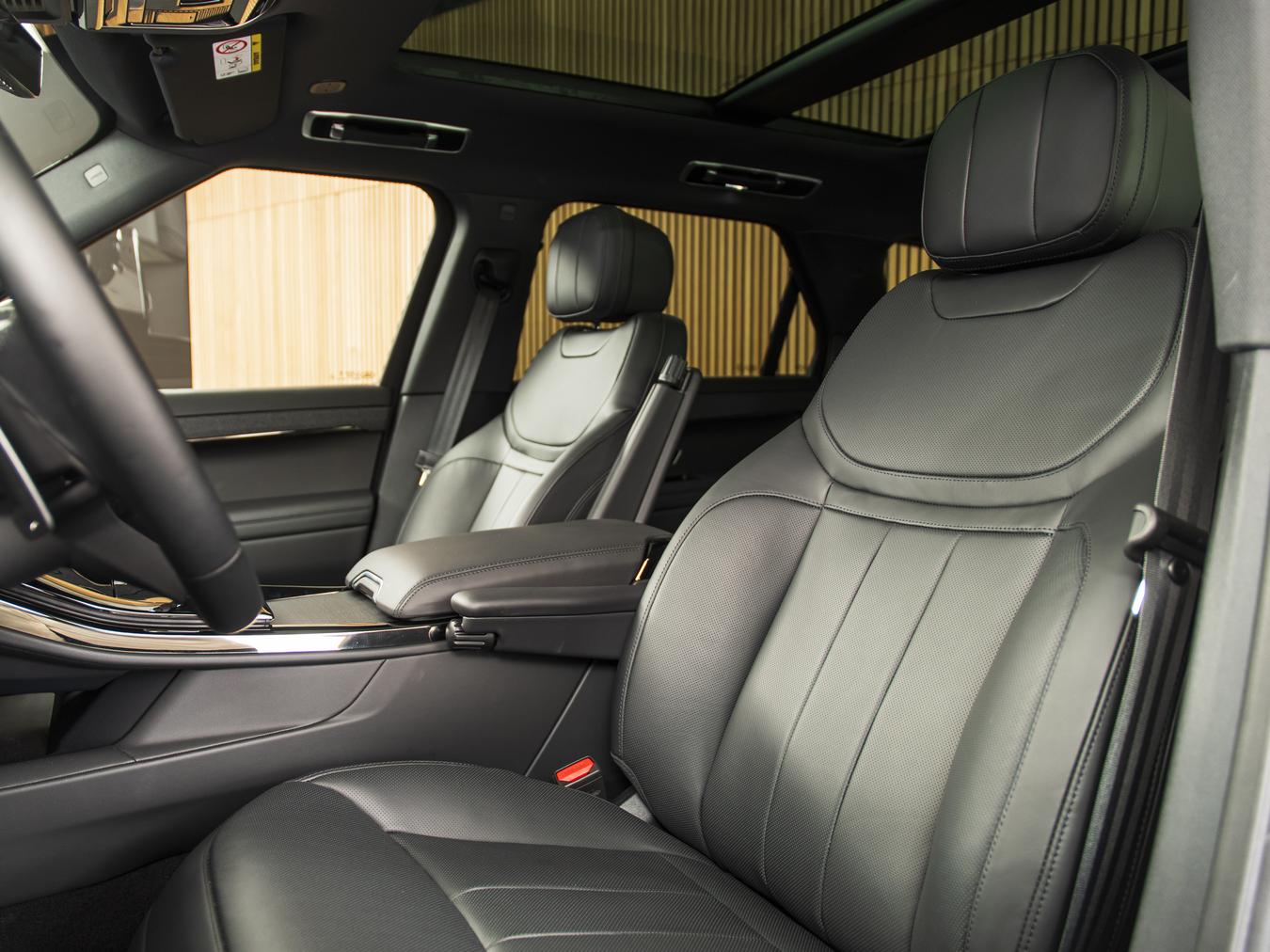 Land Rover Range Rover Sport P460e Dynamic SE