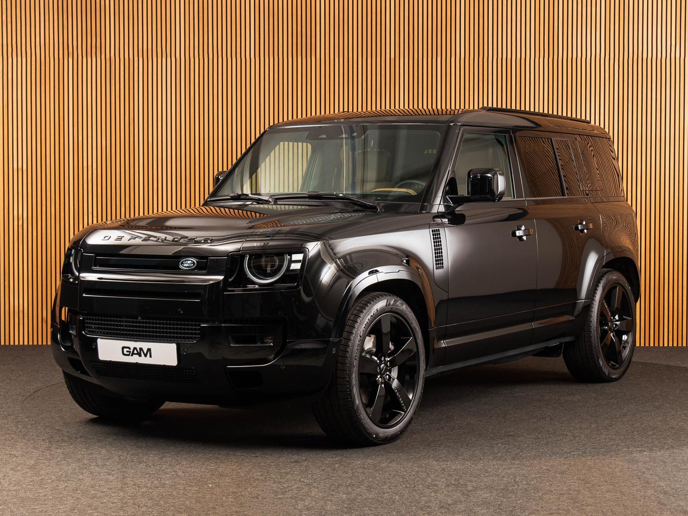 Land Rover Defender 110 D350 X-Dynamic HSE