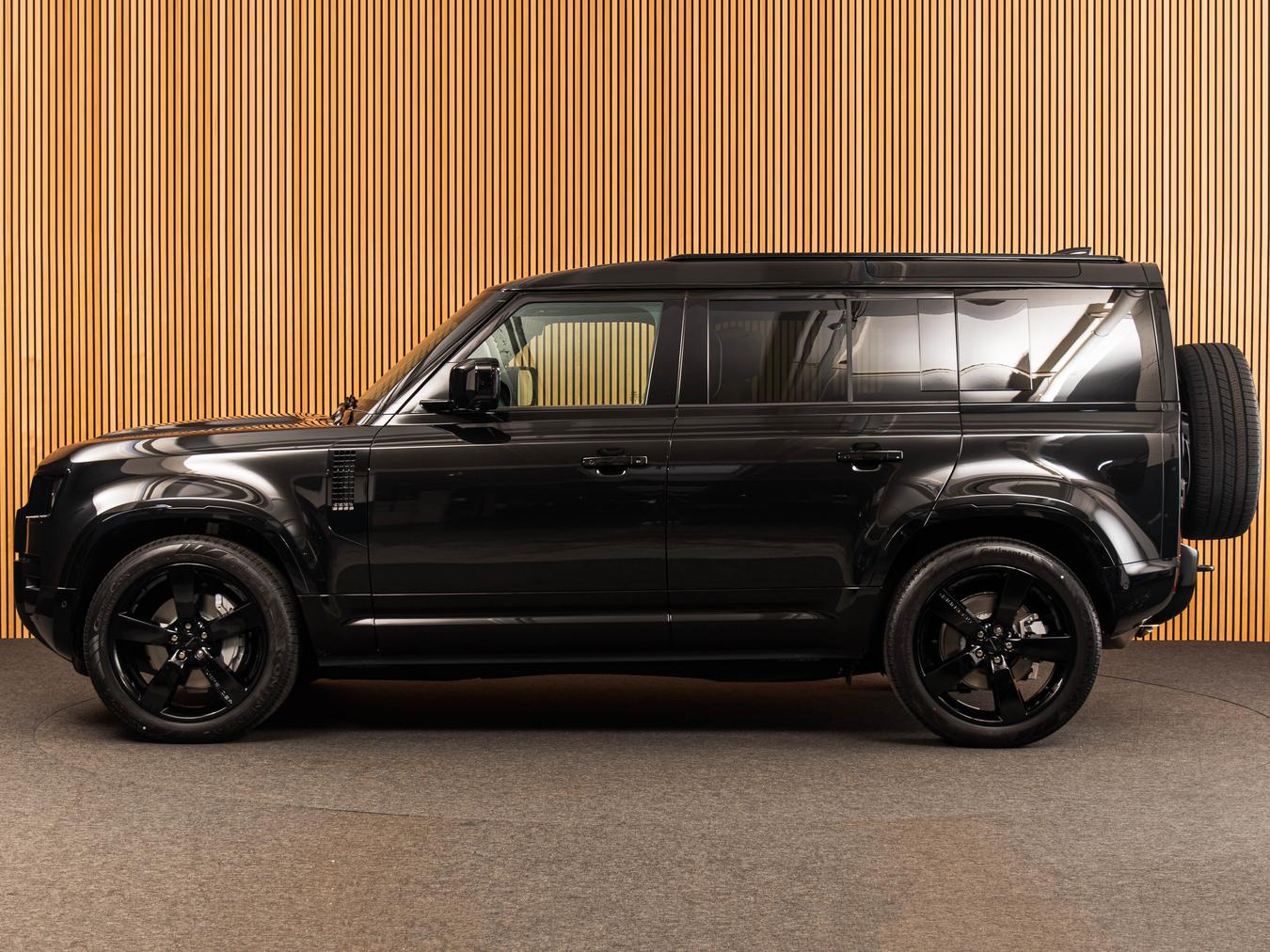 Land Rover Defender 110 D350 X-Dynamic HSE