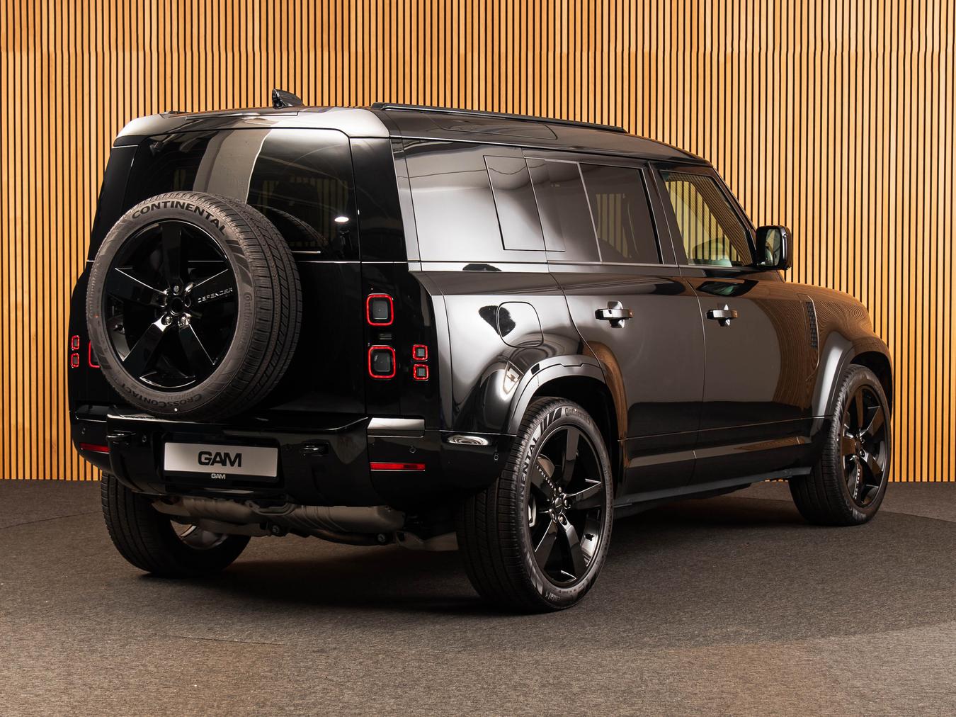Land Rover Defender 110 D350 X-Dynamic HSE