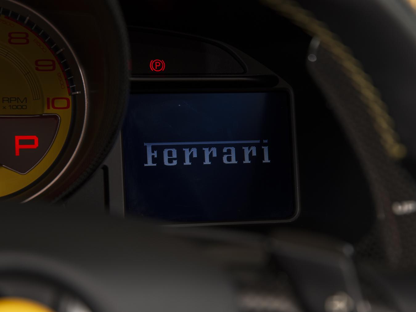 Ferrari Portofino 3.9 V8 HELE