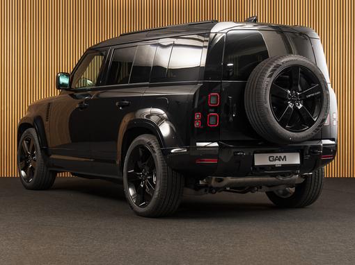 Land Rover Defender 110 X-Dynamic HSE P300e