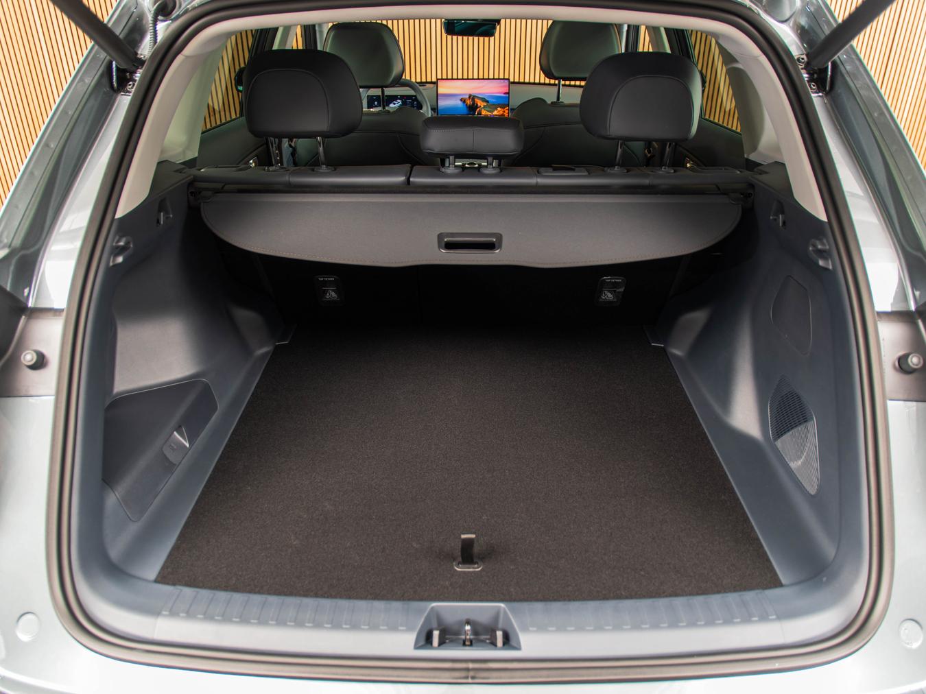 Geely Starray EM-i Max+