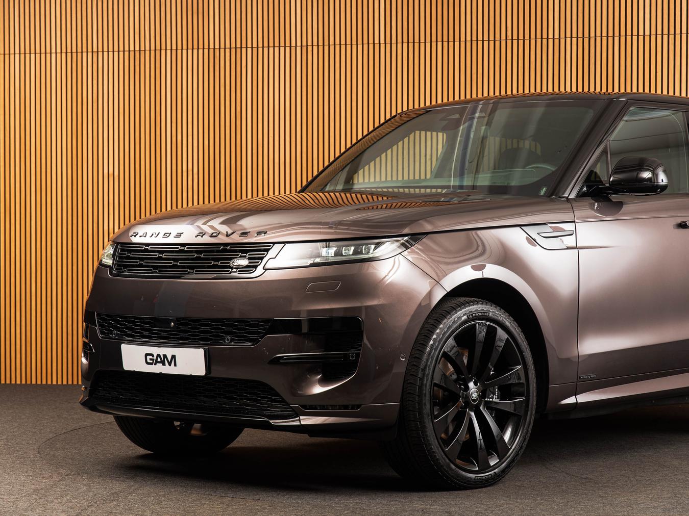 Land Rover Range Rover Sport P550e Autobiography