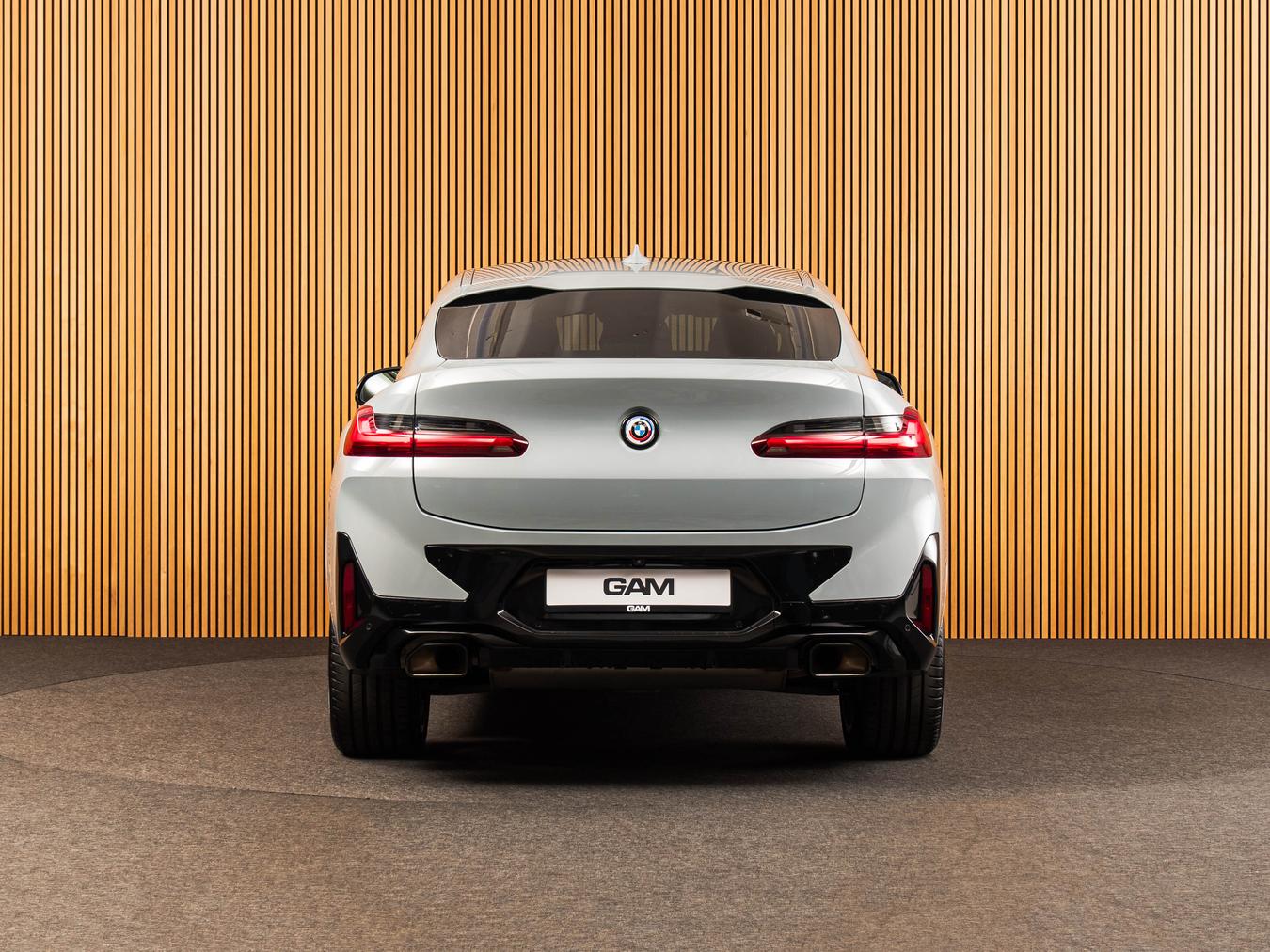 BMW X4 Xdrive20i
