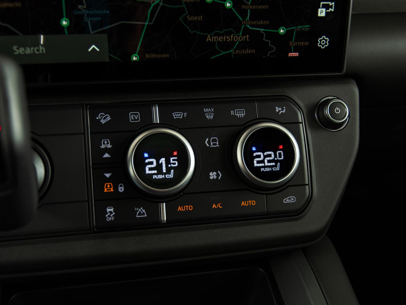 Land Rover Defender 110 X-Dynamic HSE P300e